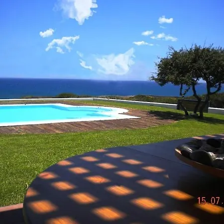 Cristelia Seafront & Pool