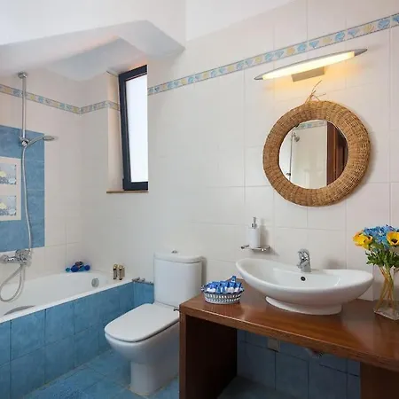 Villa Cristelia Seafront & Pool