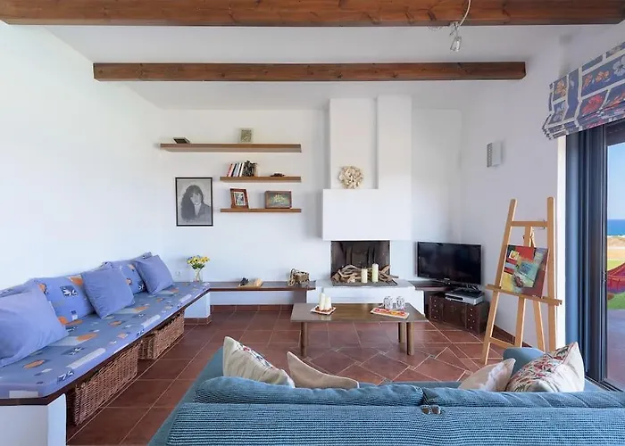 Cristelia Seafront & Pool Lachania